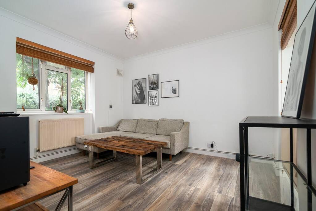 Stylish And Well Equipped Flat In Stockwell Διαμέρισμα Λονδίνο Εξωτερικό φωτογραφία